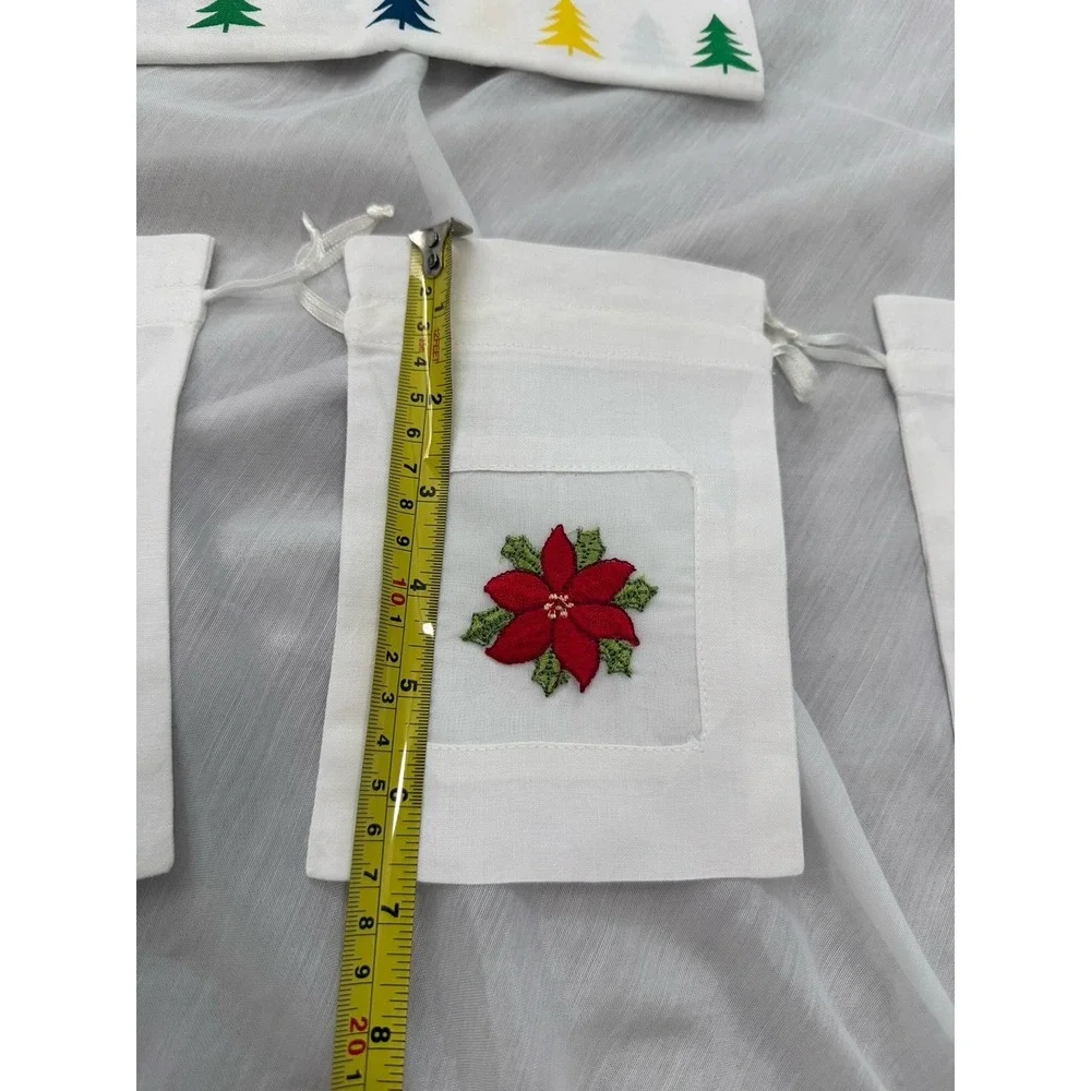 Lot of 6 NEW Christmas Linens Towels Gift Bags Embroidered Trees Poinsetta‎